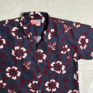 Vintage Hawaiian Shirt Mens L XL Gray White Crimson Flower Aloha Luau Pig Roast
